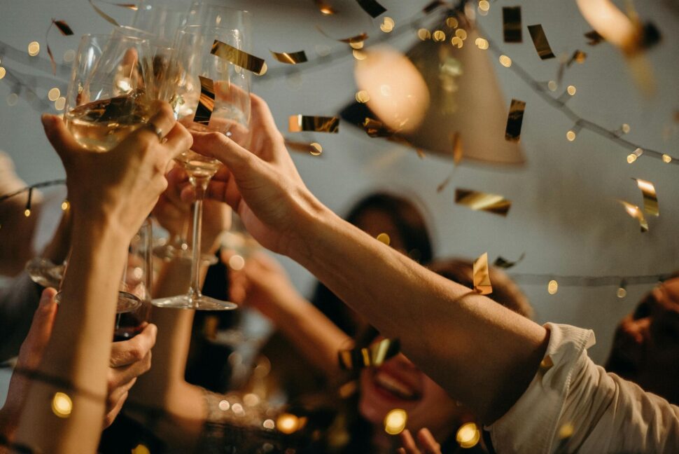 https://www.pexels.com/photo/people-toasting-wine-glasses-3171837/