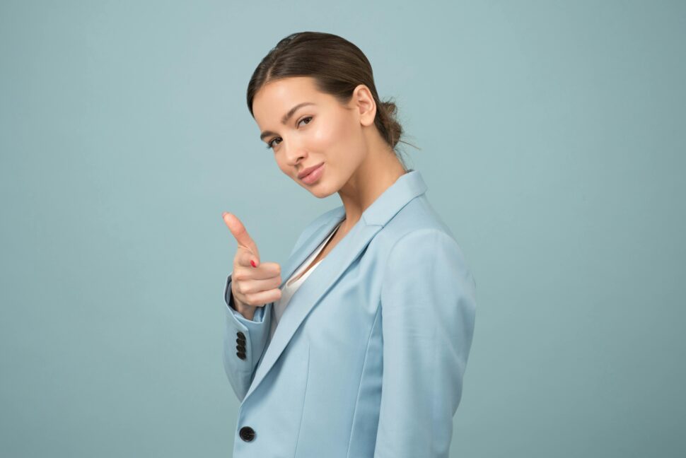 https://www.pexels.com/photo/woman-wearing-blue-shawl-lapel-suit-jacket-1036622/