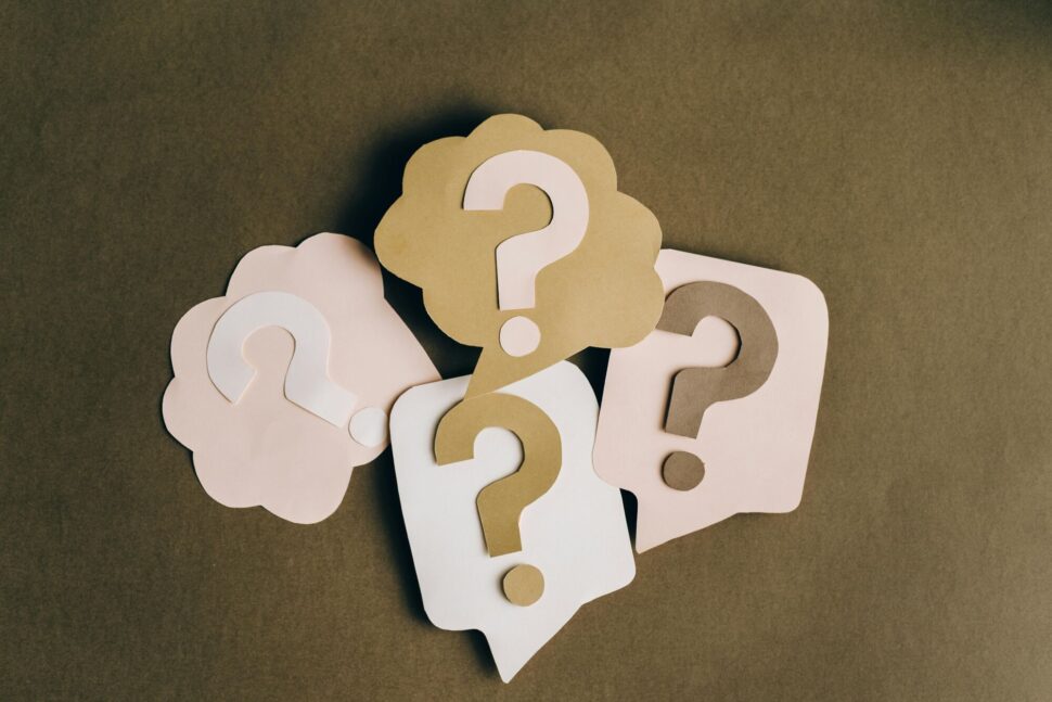 https://www.pexels.com/photo/question-marks-on-paper-crafts-5428836/