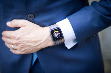 https://www.pexels.com/photo/man-wearing-blue-blazer-and-silver-smart-watch-1327447/