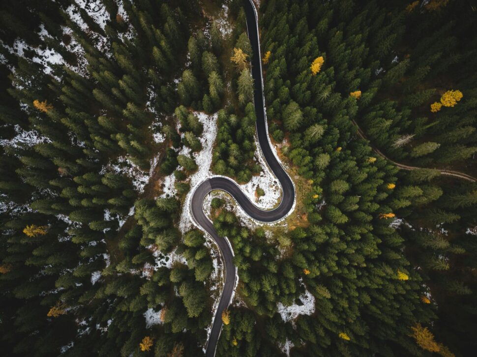 https://www.pexels.com/photo/bird-s-eye-view-of-roadway-surrounded-by-trees-1624600/